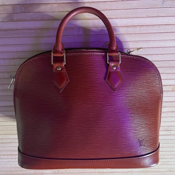 AUTHENTICATED - Louis Vuitton Alma PM Bag in Epi Leather Brown/Cognac w/COA - Picture 1 of 16